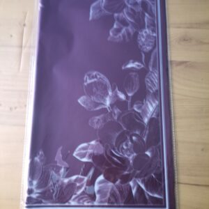 Grenat with rose pattern