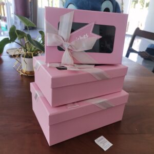 Pink rectangle gift box