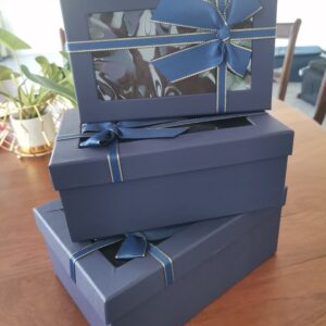 Blue rectangle gift box 02