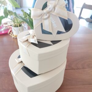 Beige heart gift box