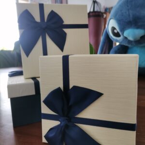 Blue & Cream square gift box