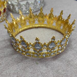Large crown gold